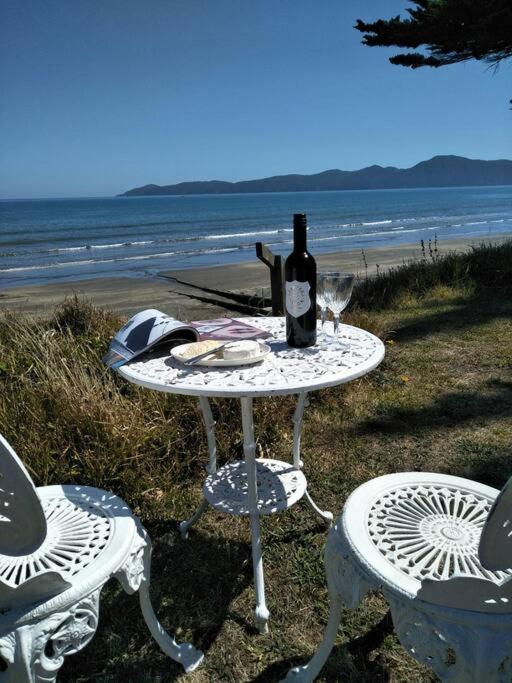 Beachfront Bliss Paraparaumu Esterno foto
