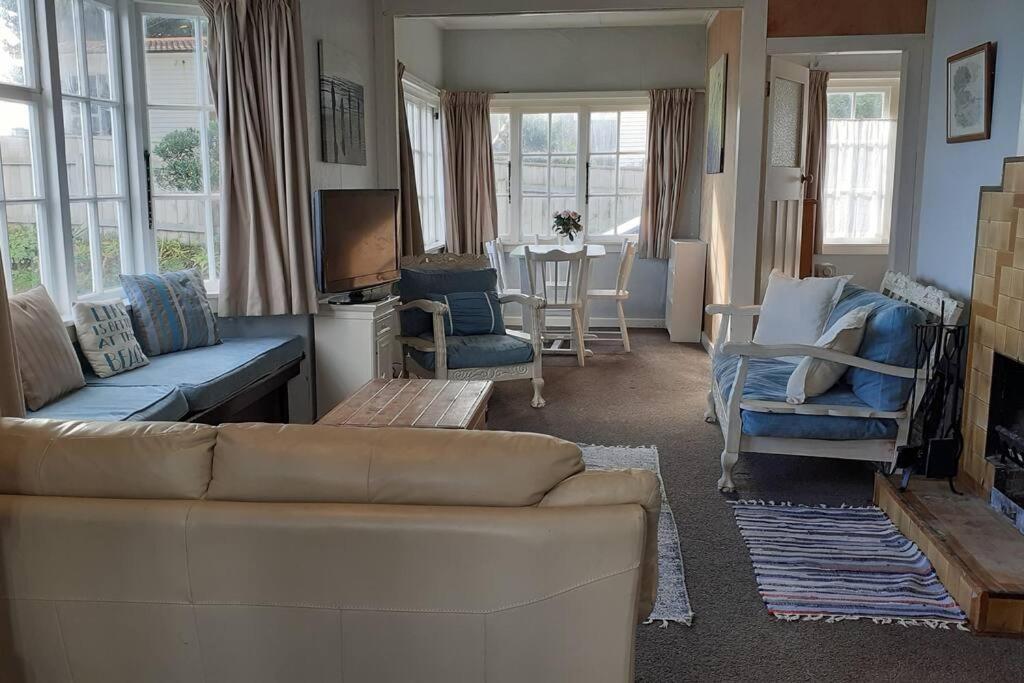Beachfront Bliss Paraparaumu Esterno foto