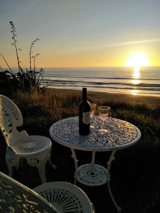 Beachfront Bliss Paraparaumu Esterno foto
