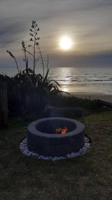 Beachfront Bliss Paraparaumu Esterno foto